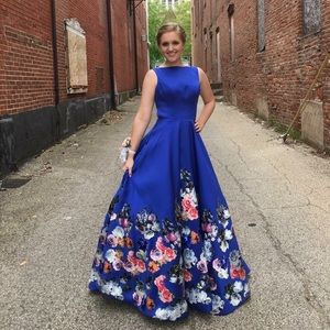 Prom dress